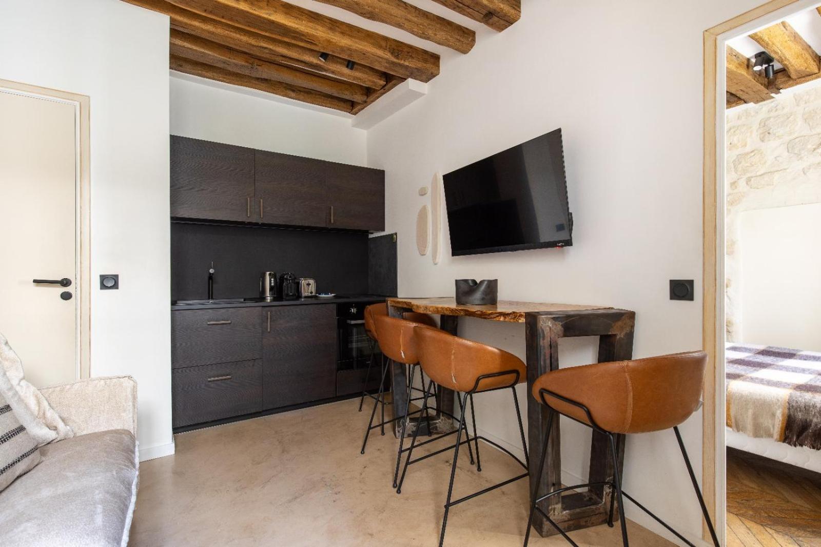 Authentic Apartment - 1Br-4P - Le Marais ปารีส ภายนอก รูปภาพ